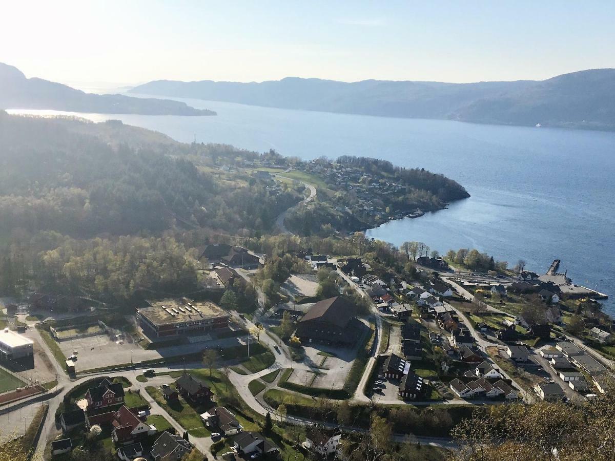 Fjord Road Apartment Hjelmeland Luaran gambar